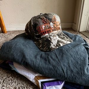 3 XL ZARA T-shirts , Basketball Shorts & StoNe Cold Steve Austin SnapBack BUNDLE